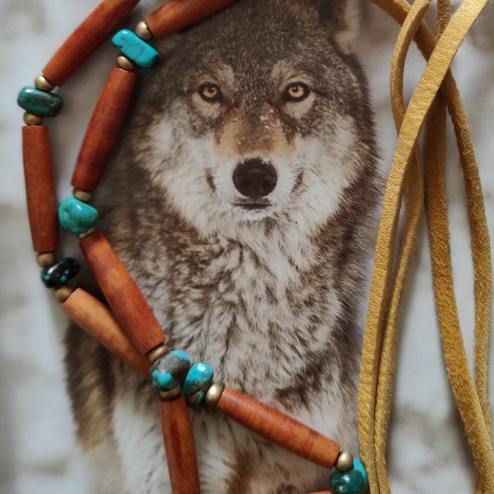 Native Turquoise & Wood Choker - Picture 2 of 12
